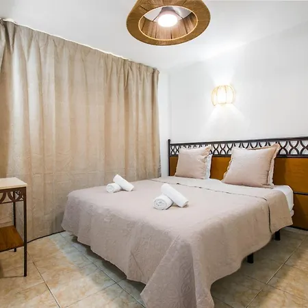 Santa Maria 2 Bedrooms Apartament *